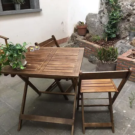 Domus Giuliae Guest house *