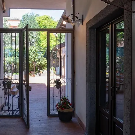 Domus Giuliae Guest house